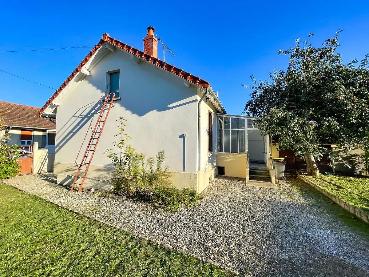 Holiday home ✦ Maison Avec Jardin - Plaza Verde✦ Commentry France
